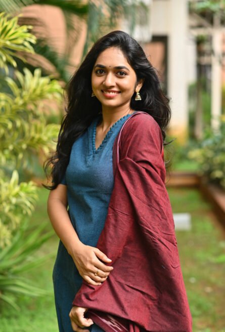 Anandhi - Image 2