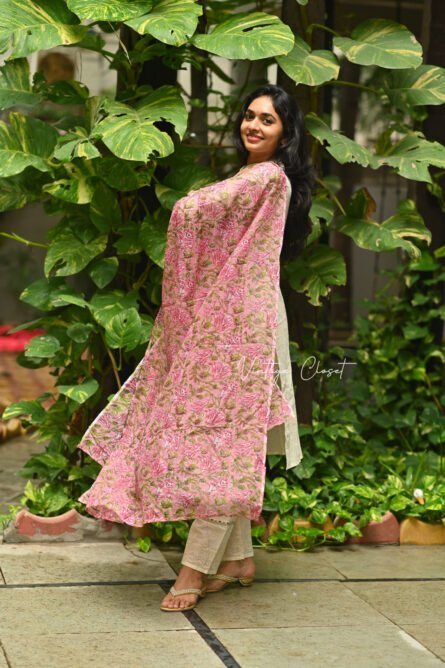 Mythili - Image 4