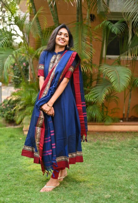 Arti-Blue with red - Image 11