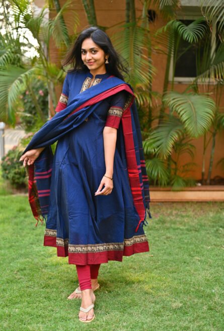 Arti-Blue with red - Image 12